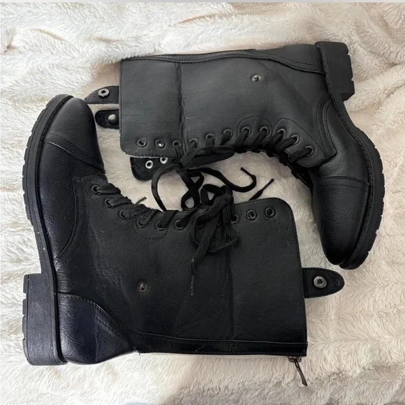 Disney Nightmare Before Christmas Black Skull Print Fold Combat Boots Size W 9 - Picture 3 of 8